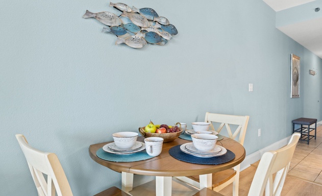 Laketown Wharf #0226 8