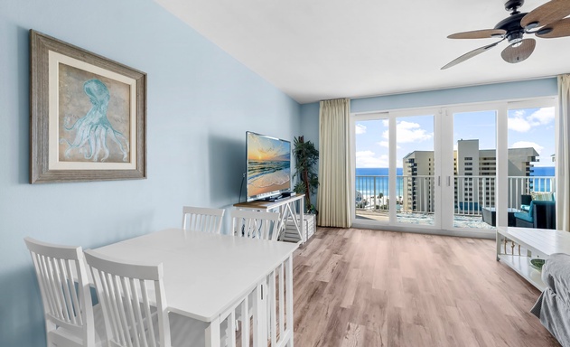 Laketown Wharf #0804 6