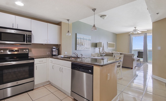 Grand Panama #1-1705 7