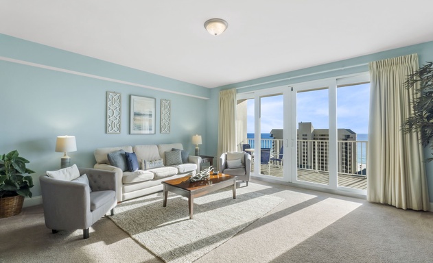 Laketown Wharf #1014