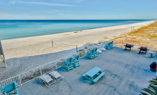 Fontainebleau Terrace #421 10