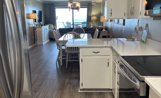 Regency Towers #0307 6