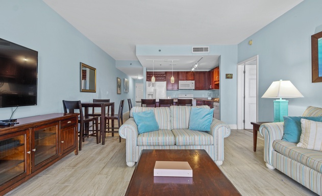 Laketown Wharf #1025 3