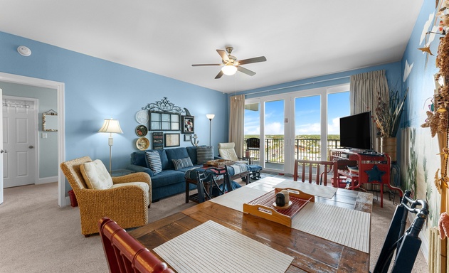 Laketown Wharf #1232 5