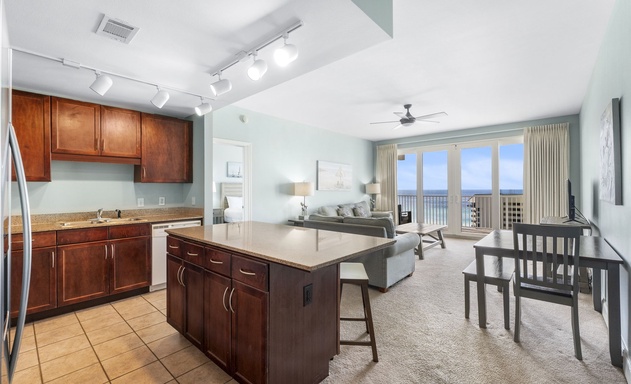 Laketown Wharf #1209 10