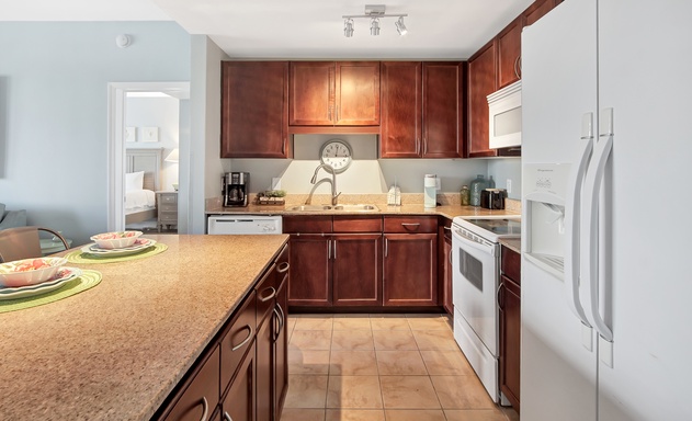 Laketown Wharf #0109 5