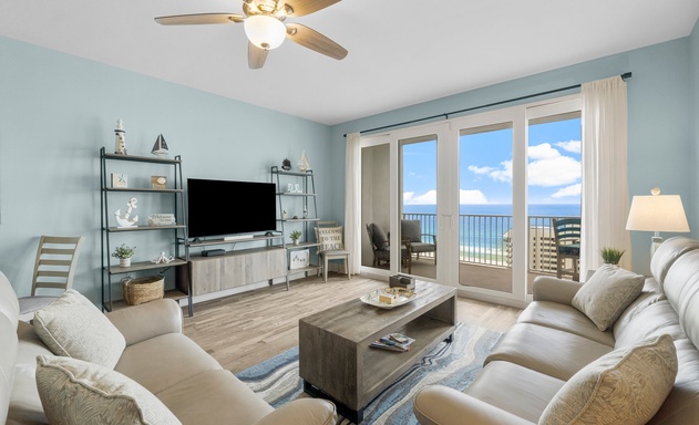 Laketown Wharf #1510