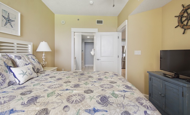 Grand Panama #1-1705 10