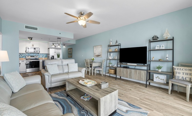 Laketown Wharf #1510 7