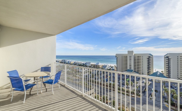 Laketown Wharf #1014 5