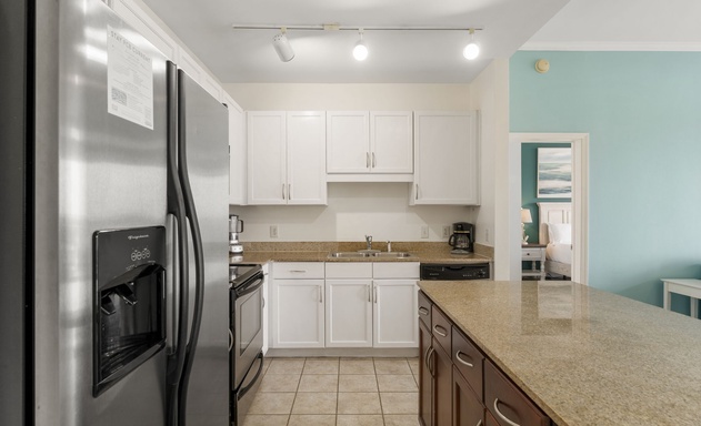 Laketown Wharf #2030 4