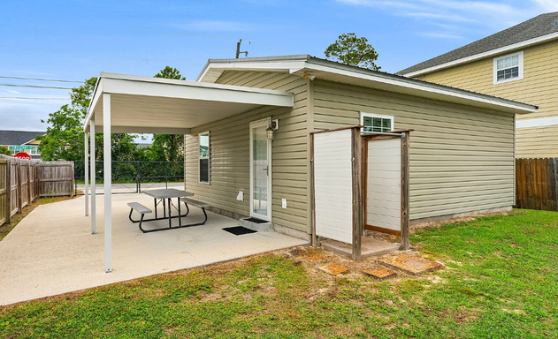 Singletary St Getaway 6