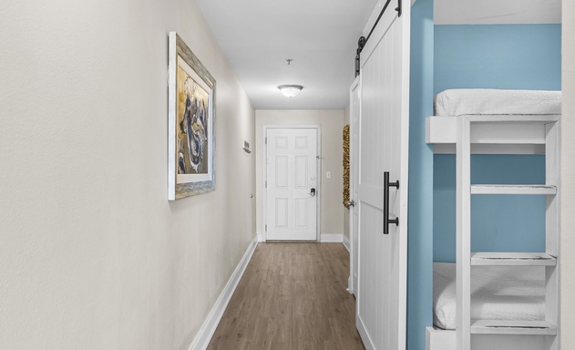 Laketown Wharf #1314 8