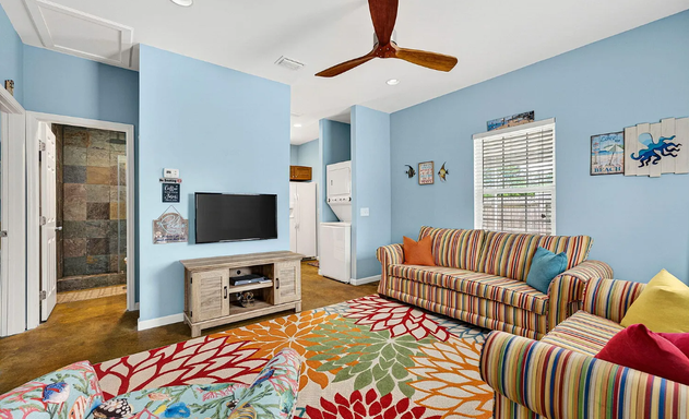 Singletary St Getaway 2