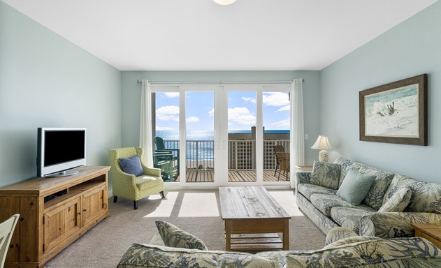 Laketown Wharf #1206 2