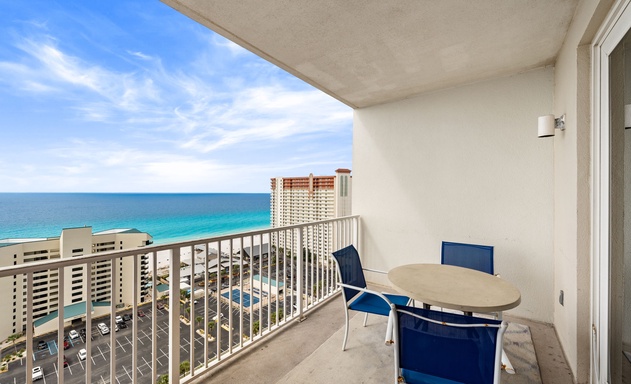 Laketown Wharf #1816 4