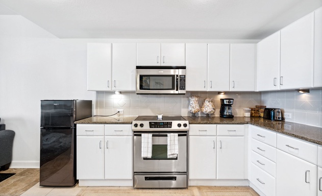 Grand Panama #2-1307 8