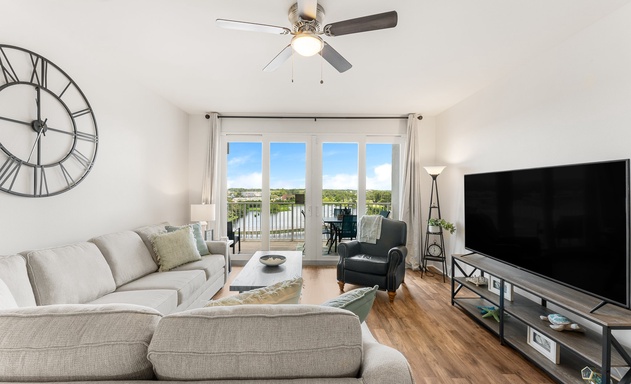 Laketown Wharf #0628 2