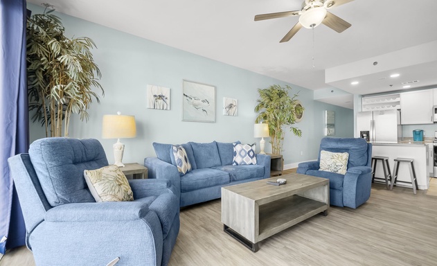 Laketown Wharf #1107 3