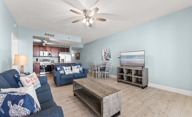 Laketown Wharf #1622 2