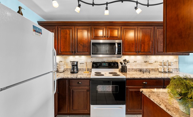 Mariner West #403 10