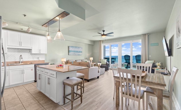 Laketown Wharf #0703 2