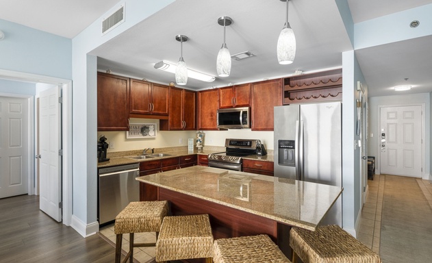 Laketown Wharf #1824 7