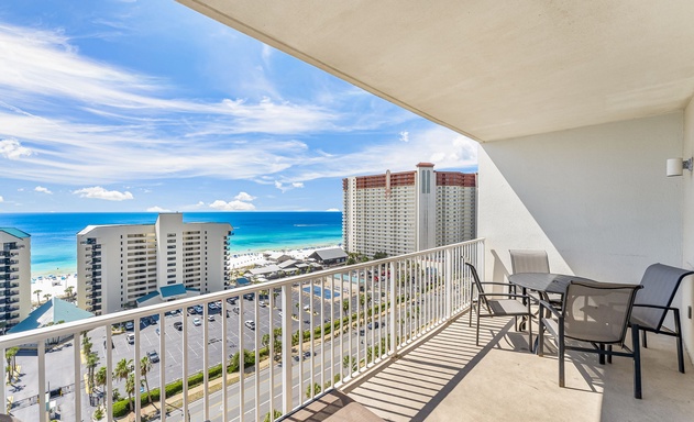 Laketown Wharf #1314 5