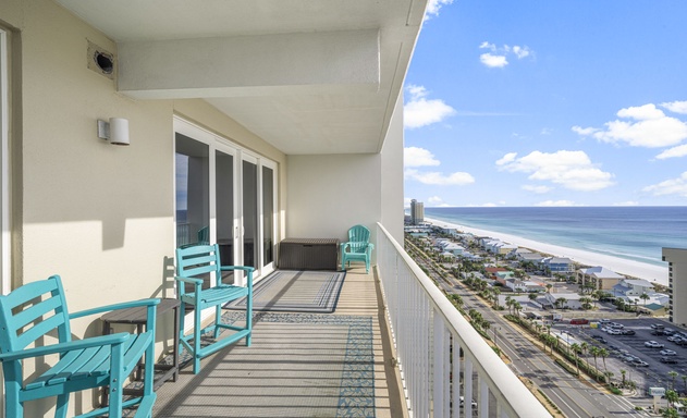 Laketown Wharf #1824 4