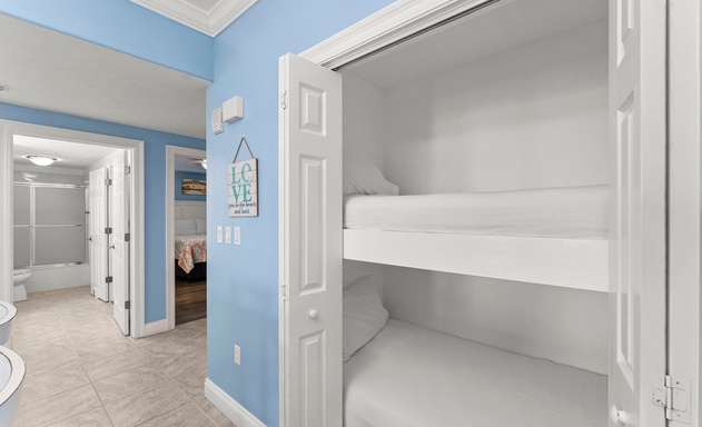 Treasure Island #0107 10