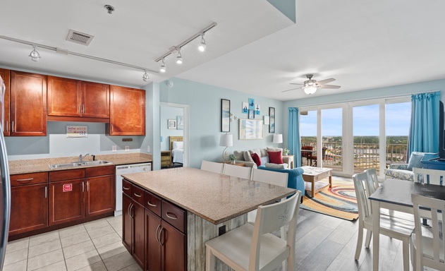 Laketown Wharf #1730 9