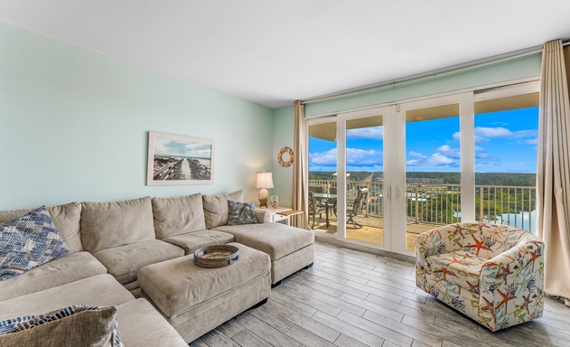 Laketown Wharf #1034 2