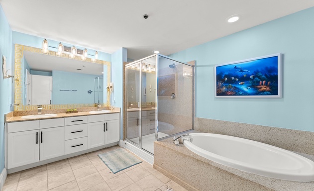 Laketown Wharf #0920 4