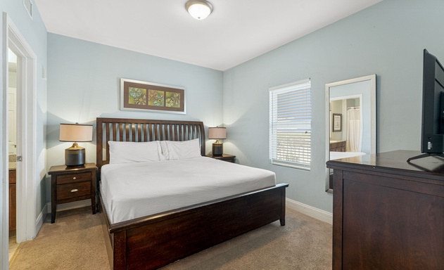 Laketown Wharf #1115 3