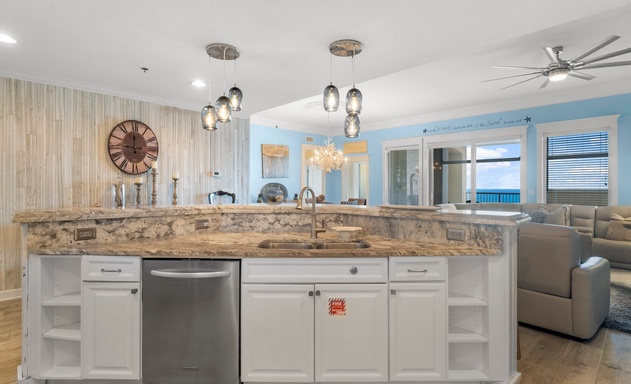 Grand Panama #1-2101 10