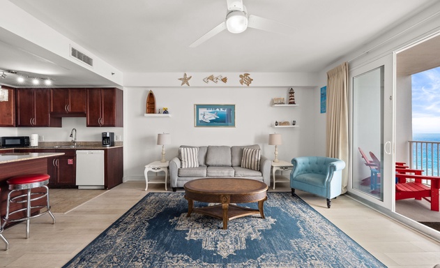 Laketown Wharf #1816 4