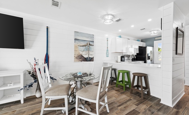 Mimi's Beach Bungalow 3