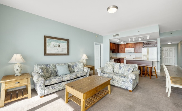 Laketown Wharf #1206 4