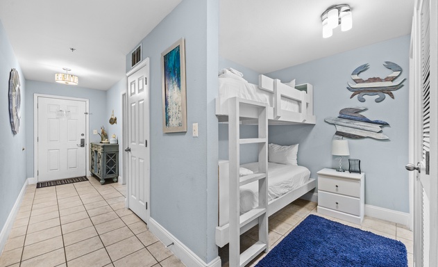 Laketown Wharf #1537 7