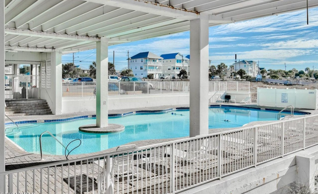 Fontainebleau Terrace #421 9