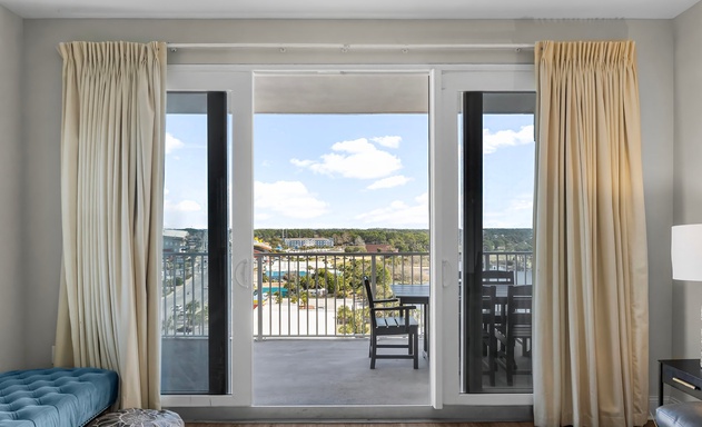 Laketown Wharf #0938 2