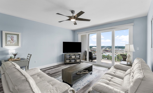 Laketown Wharf #1231 2