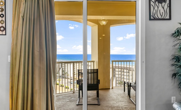 Grand Panama #2-0507 2