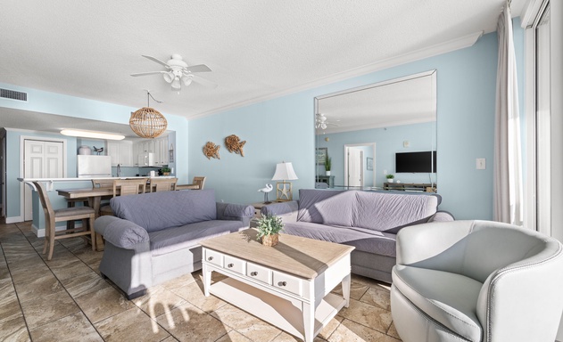 Majestic Beach Towers #1-1704 4