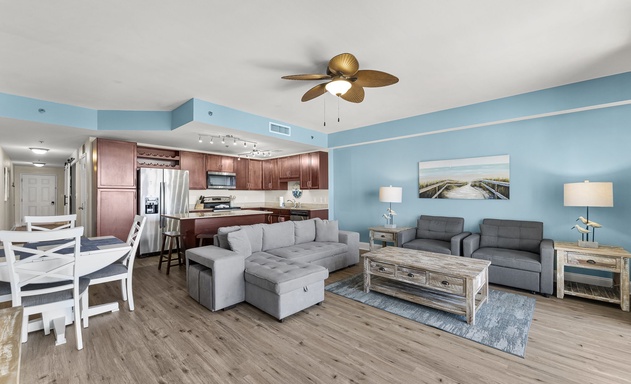 Laketown Wharf #1314 5