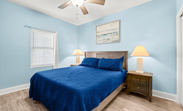 Laketown Wharf #1107 3