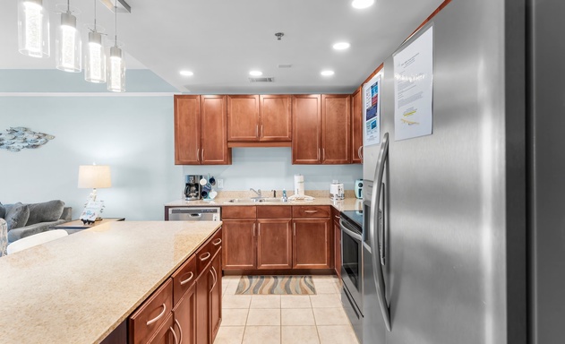 Laketown Wharf #0414 10