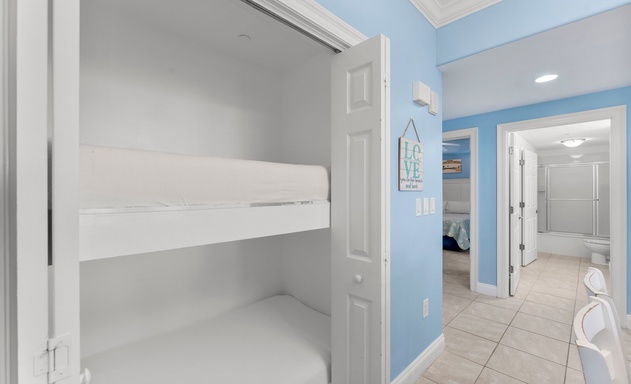 Treasure Island #0106 10