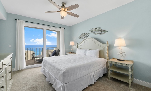 Laketown Wharf #1510 4