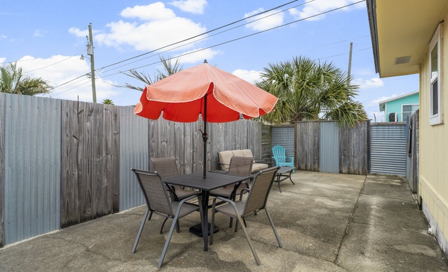 Beach Hideaway 4
